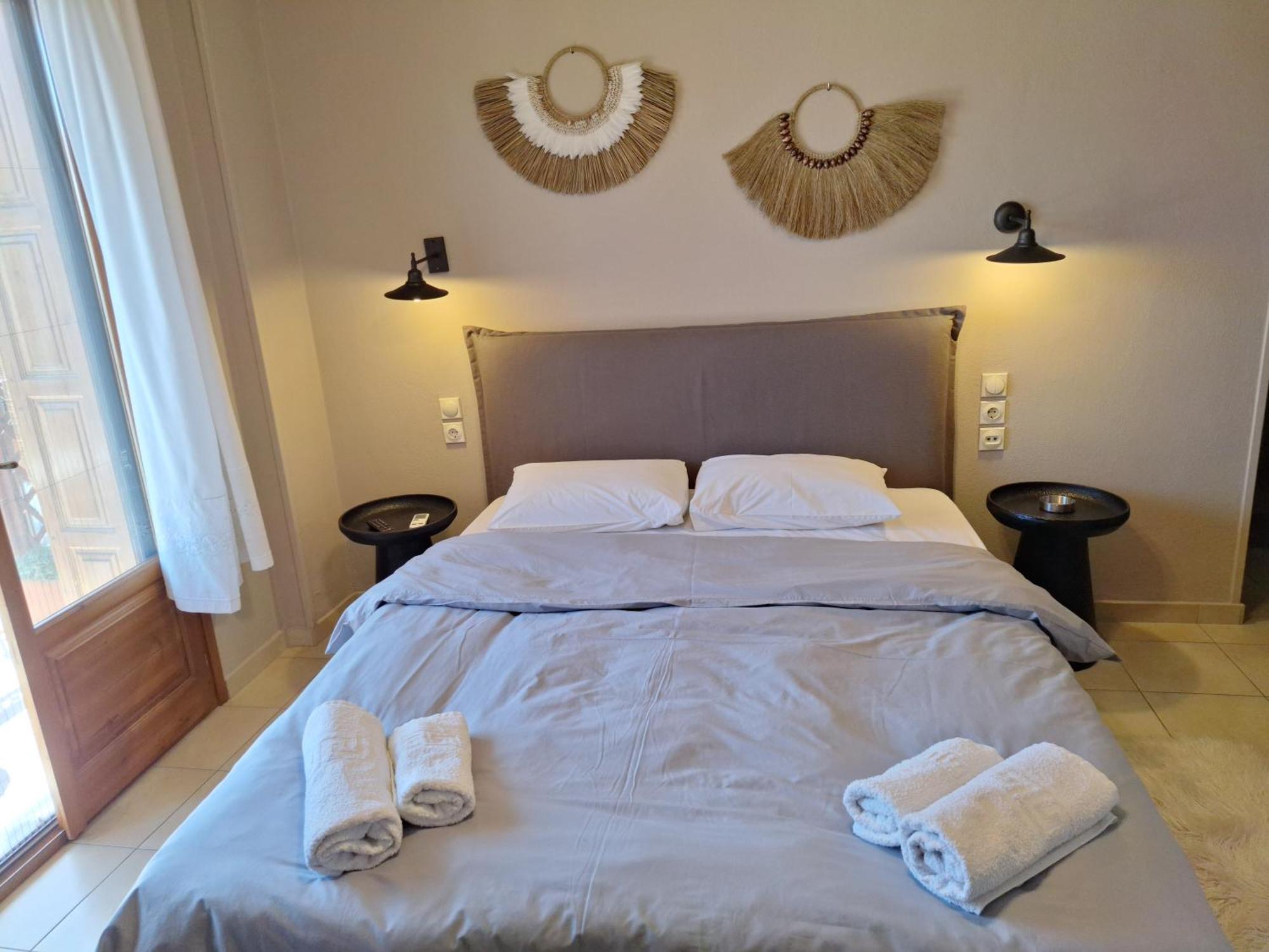 Skourgias Rooms Kala Nera Eksteriør billede